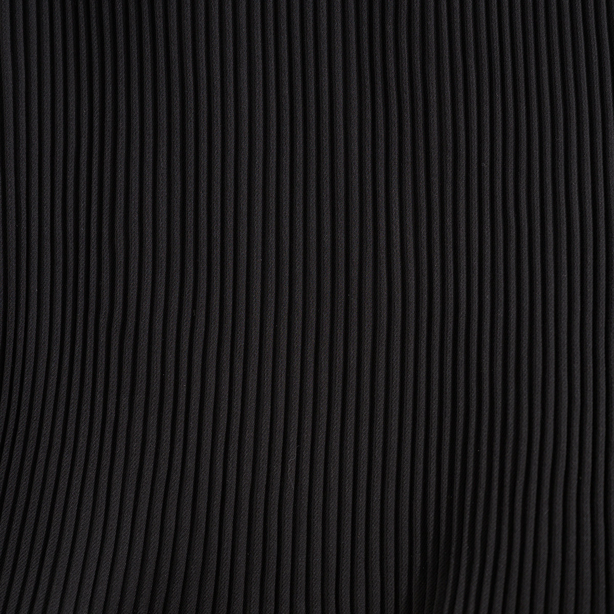 Chu Pleated Short Pants