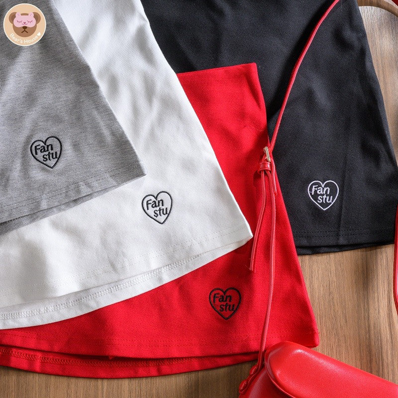 Otter Skirt กระโปรงทรงเอ ปักโลโก้ ผ้า Cotton