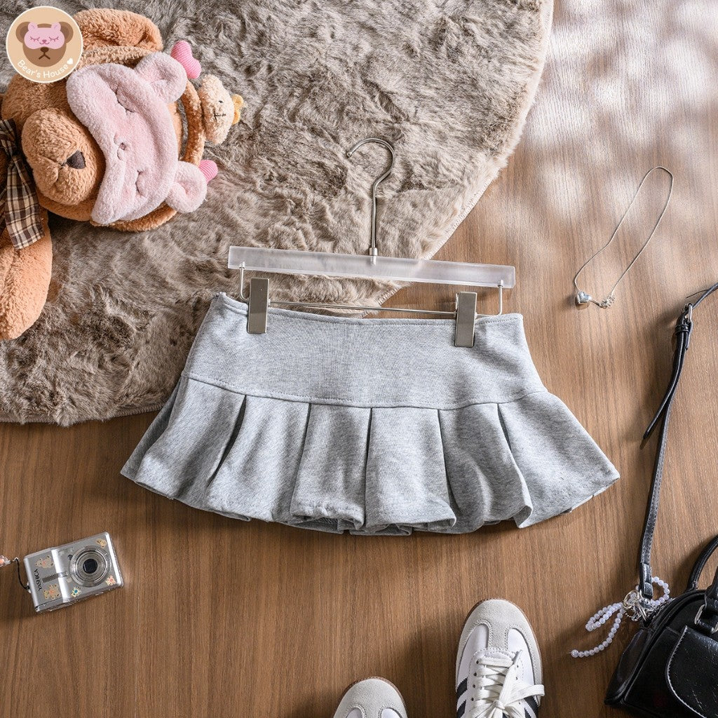 Pup up Tank Top เสื้อกล้ามสีพื้น ครอป ดีเทลติดอะไหล่เงิน ปลายเสื้อปักโลโก้ ผ้าร่องยืดหยุ่น