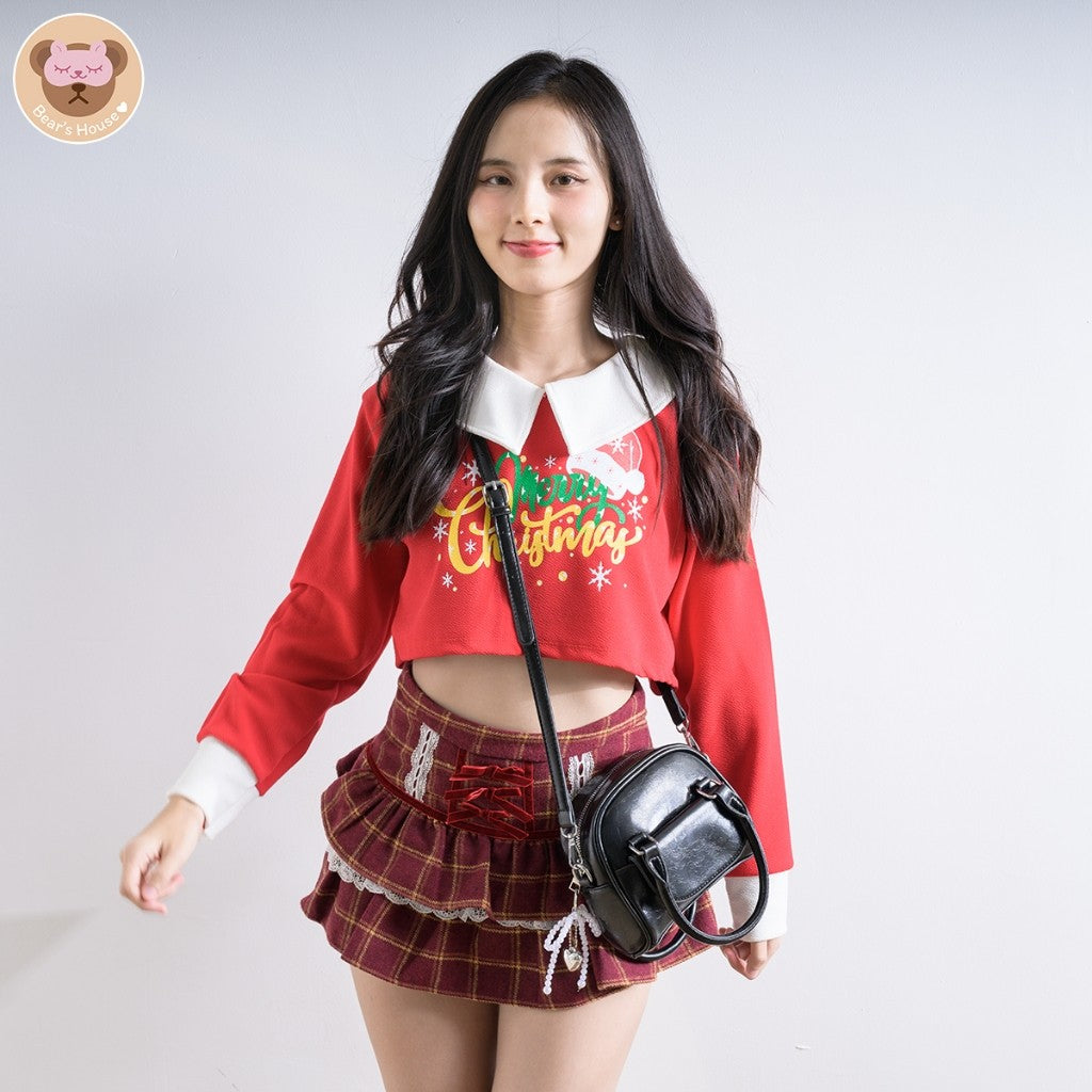 Merry Christmas Crop เสื้อครอปเเขนยาว คอบัว สกรีนลาย ผ้าวูลเวฟ ***ไม่รวมกระโปรง***